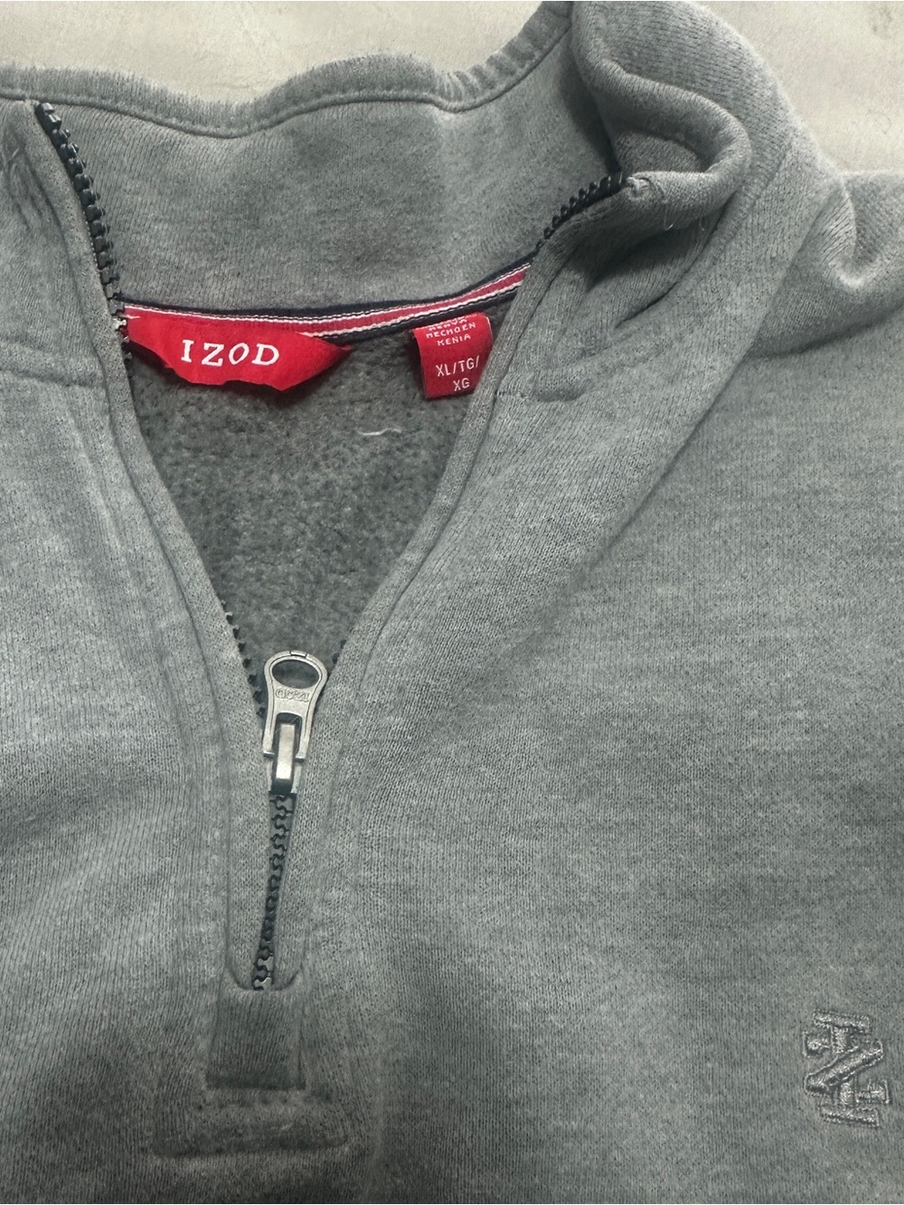 Izod Men’s 1/4 Zip Pullover - Picture 3 of 5